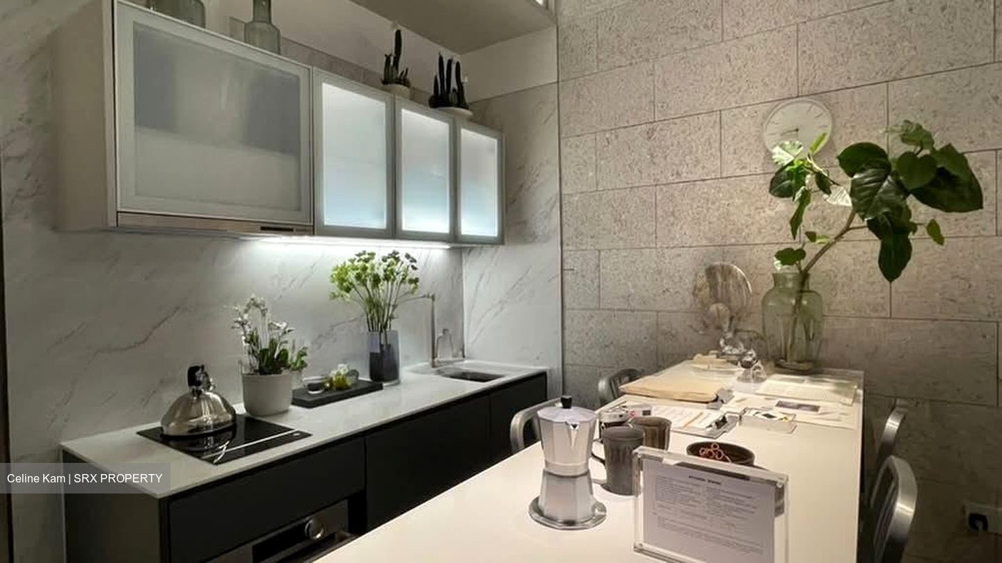 The M (D7), Apartment #635116111